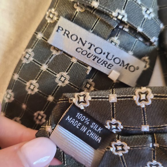 Pronto Uomo Couture Authentic 100% Silk Tie - Picture 2 of 3